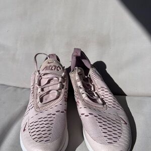 Nike Air270 Dusty Purple/Lavender Running Shoes